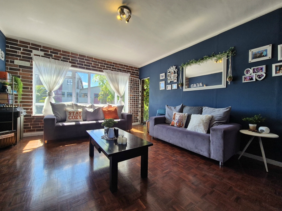 2 Bedroom Property for Sale in Claremont Western Cape